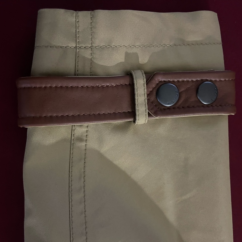 I am listing a men’s Coach trench coat size large - Picture 10 of 10